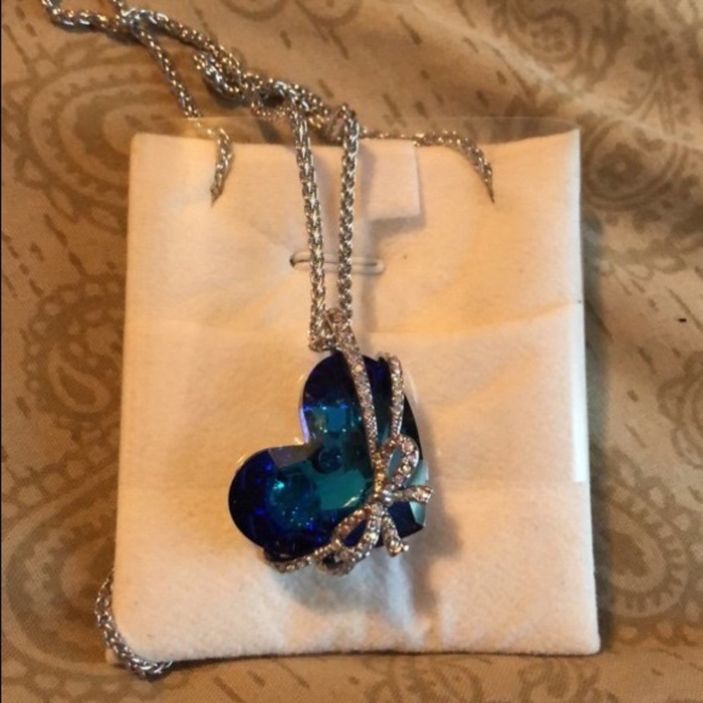 Swarovski pendant necklace